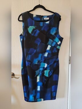 Calvin Klein Black and Blue Abstract Sheath Midi Dress